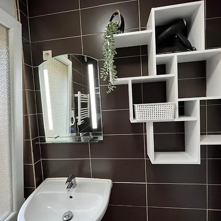 Lägenhet Sejour De Charme, Notre-dame, Hypercentre Saint-Quentin (Aisne)