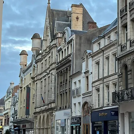 Lägenhet Sejour De Charme, Notre-dame, Hypercentre Saint-Quentin (Aisne)